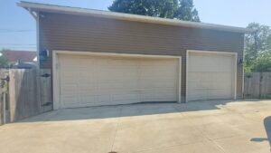 Garage door job in Euclid, OH