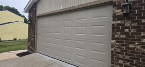 Garage door job in Montville Township, OH