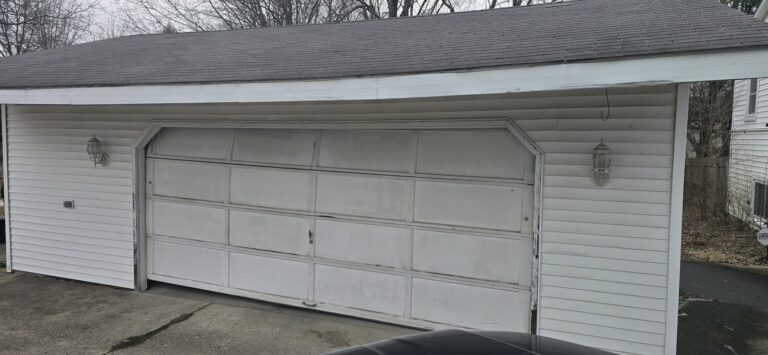 Garage door job in York Township, OH, photo 1