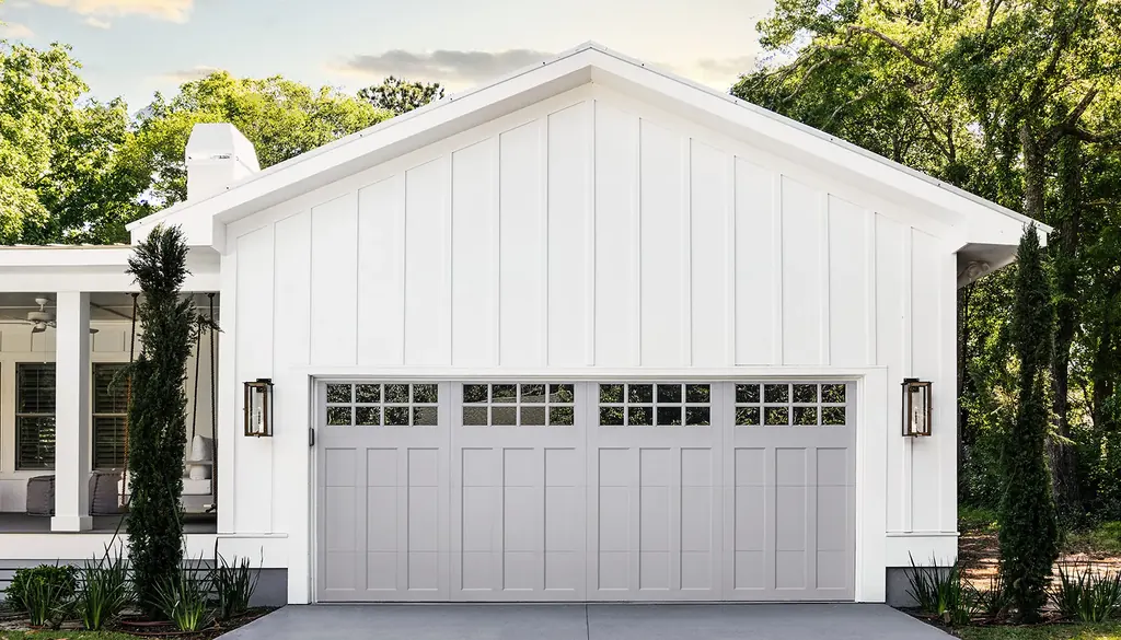 Clopay Coachman garage door, example 7