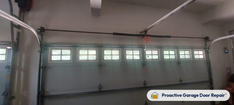 Garage door repair in Aurora, OH, photo 1
