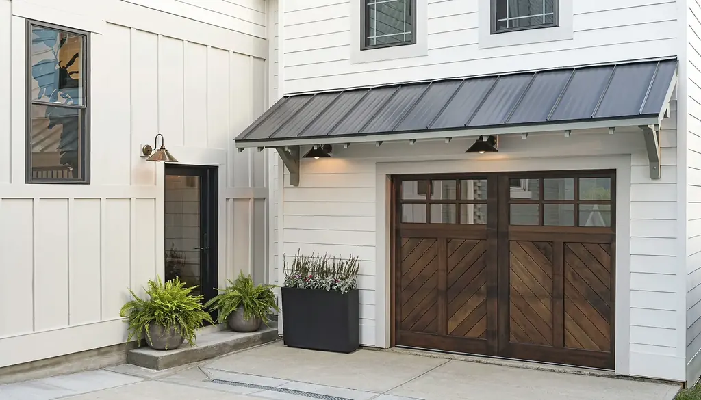 Clopay Reserve Wood Custom garage door, example 1
